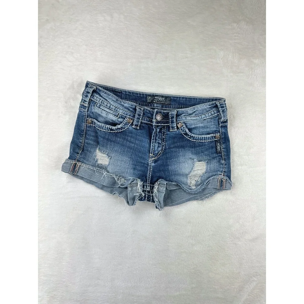 Silver Jeans Toni Shorts Womens 27 Medium Wash Distressed Y2K Denim‎